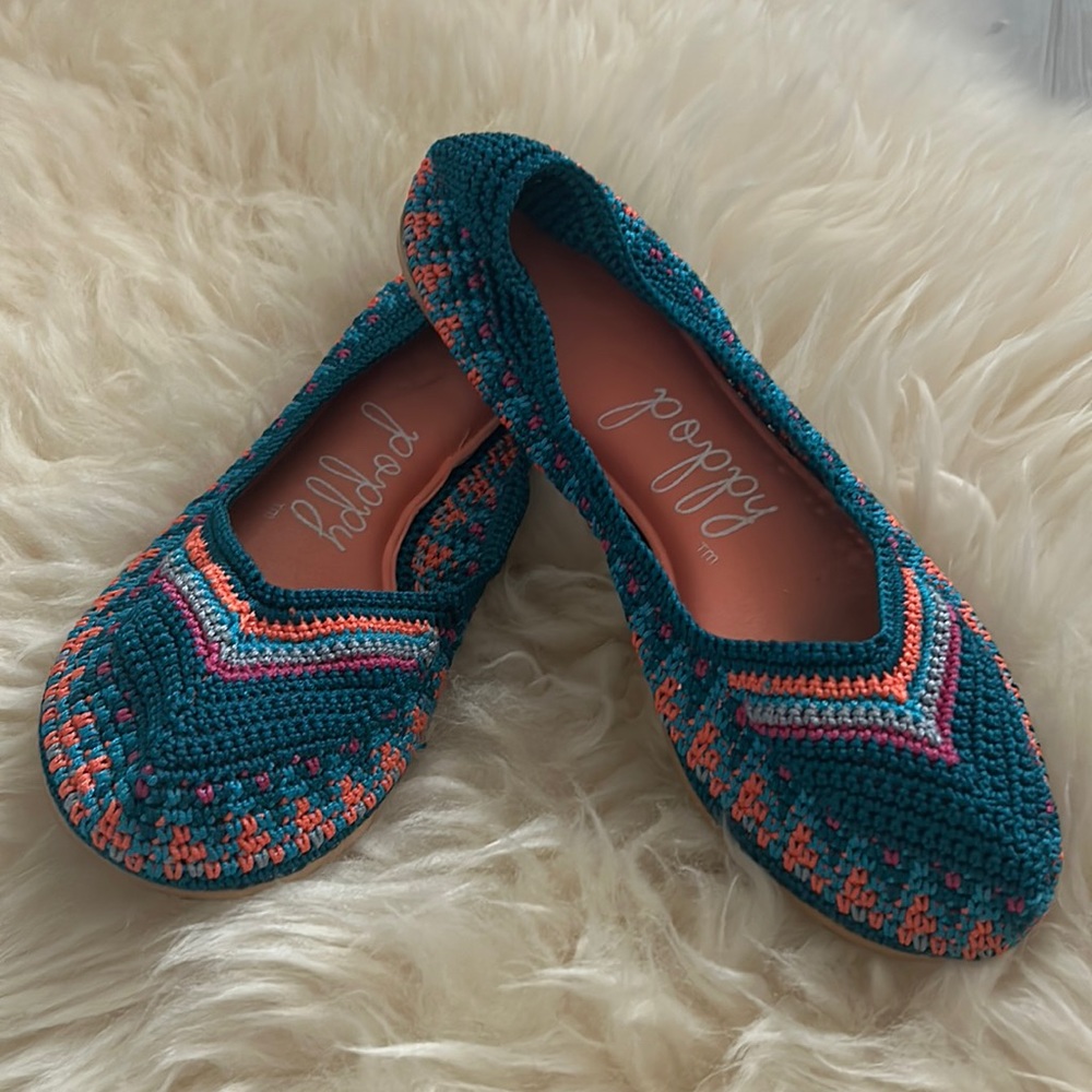 SOLD Poppy crochet summer slipons.
